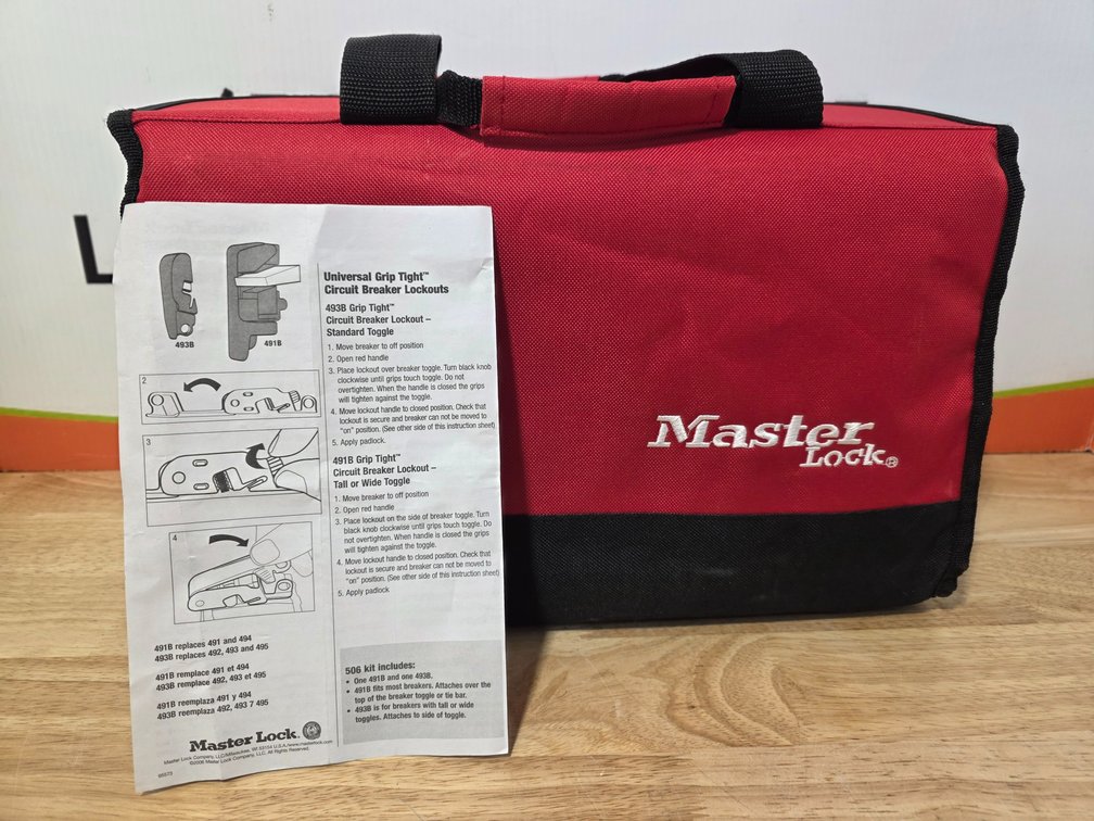Master Lock Universal Grip Tight Circuit Breaker Lockouts 506 Kit