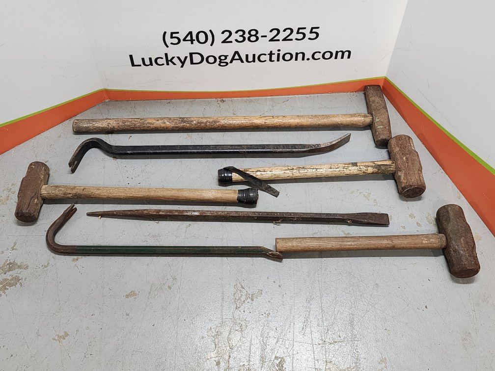 Crowbars - Pry Bars - Sledge Hammers (3) 