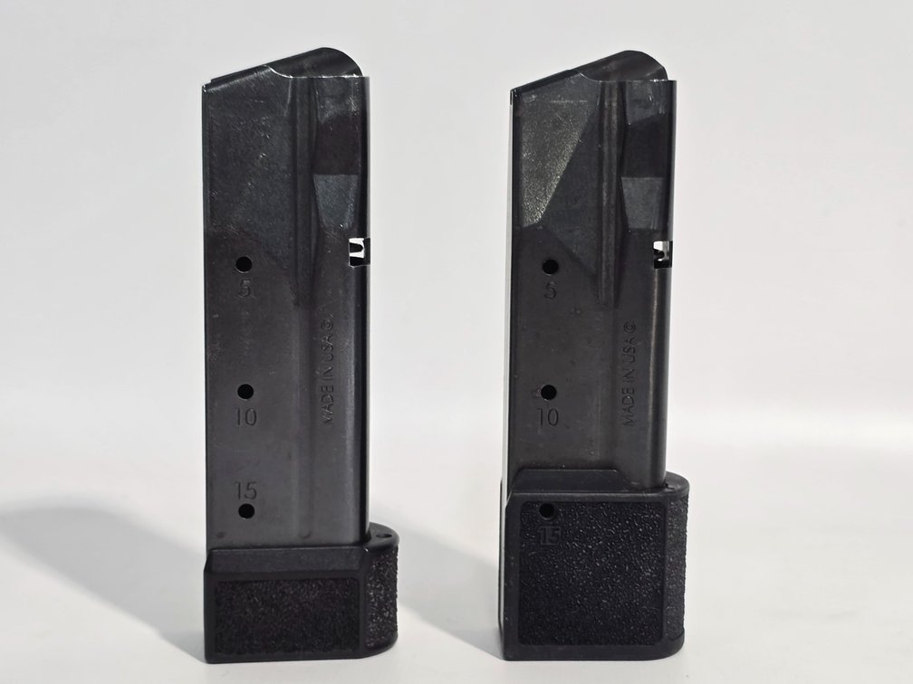 (2) Sig Sauer 15 Rd Magazines