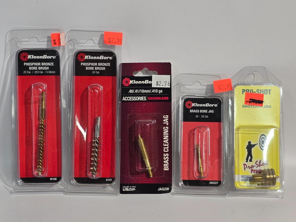(5) Assorted Cleaning Components 