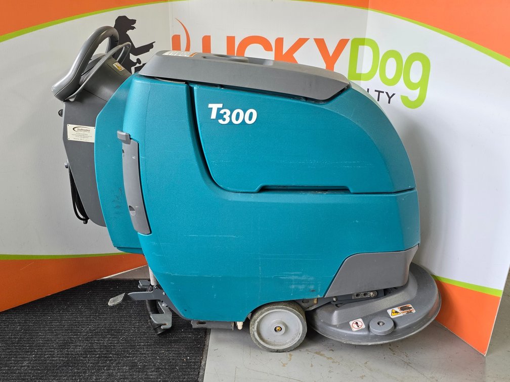 Tennant T300 Floor Scrubber - Battery Appears dead, turns on but, will not move.