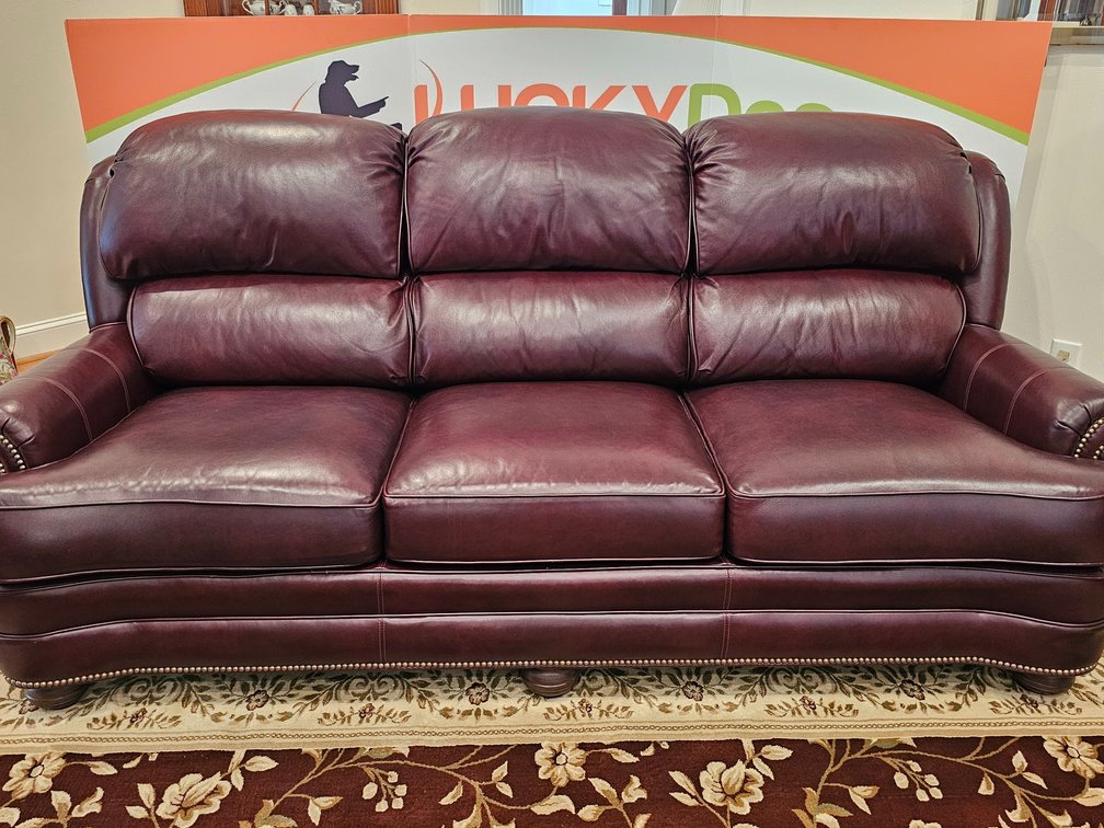 Smith Brothers Leather Couch - Measures 40" Tall x 86" Wide x 38" Deep