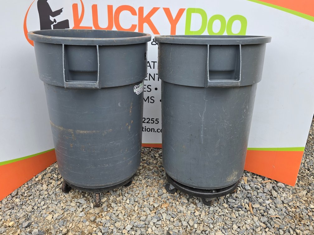 (2) 44 Gallon Rubbermaid Brute Trash Cans & (2) Single Can Dollys 