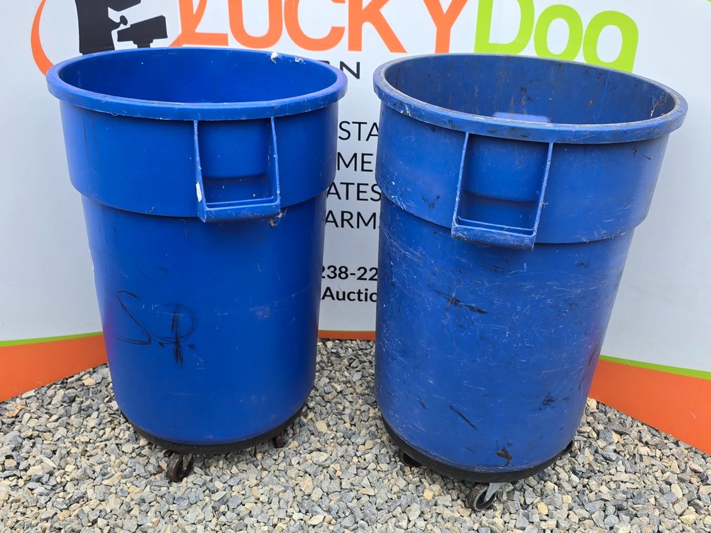 (2) 44 Gallon Rubbermaid Brute Trash Cans & (2) Single Can Dollys 