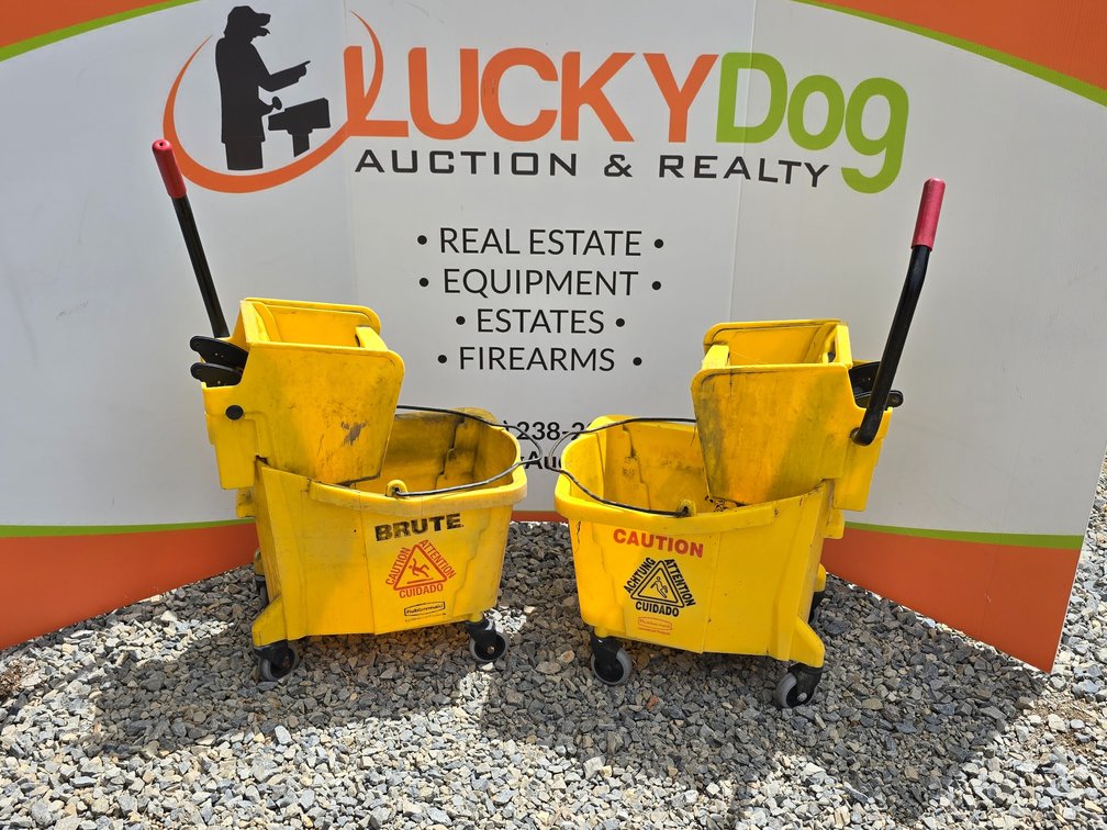 Rubbermaid Bucket/Wringer - Side Press