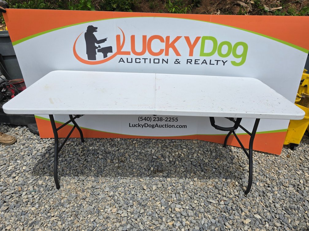 Cosco 6' Folding Table