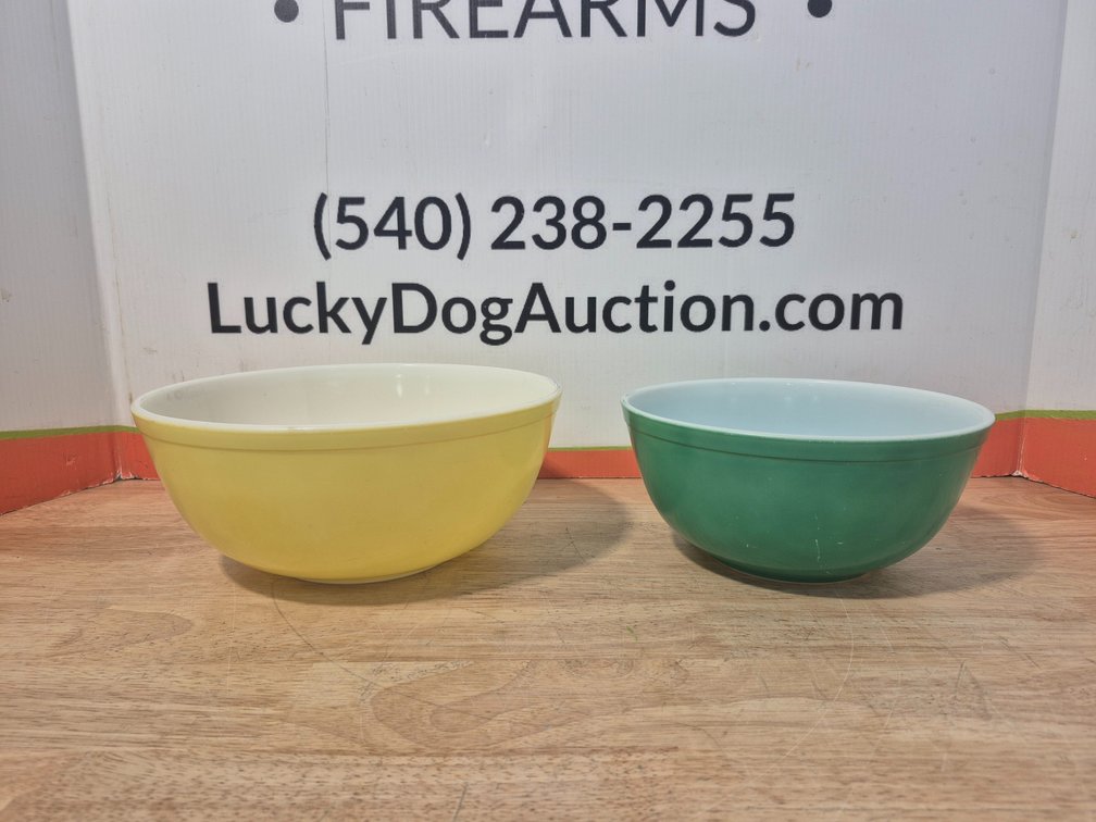 Pyrex Bowls Measures - 4"×8.5" and 4.5"×10.5"