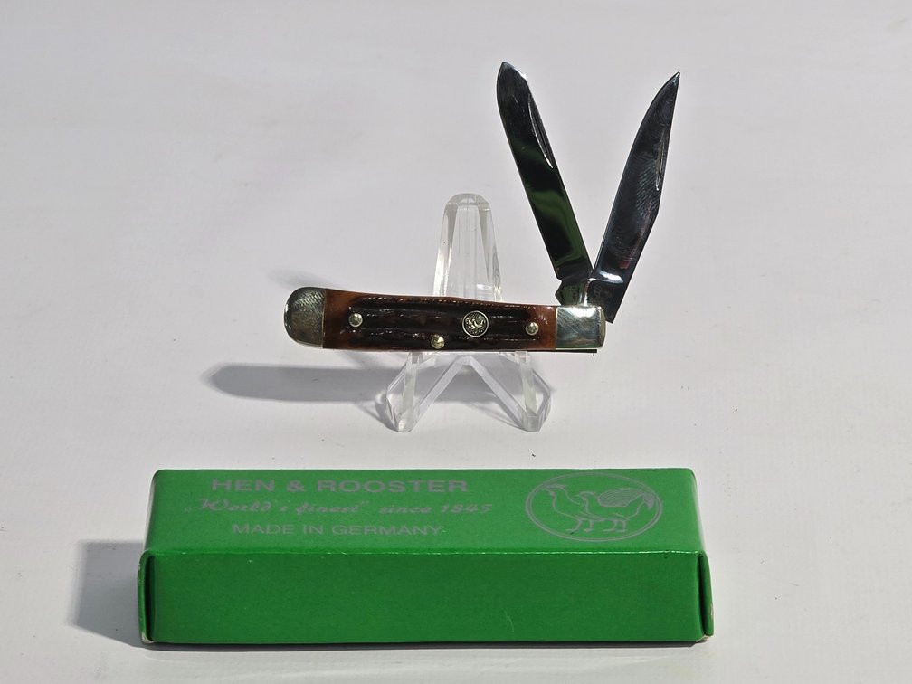 Hen & Rooster 2 Blade Folding Knife w/ Box