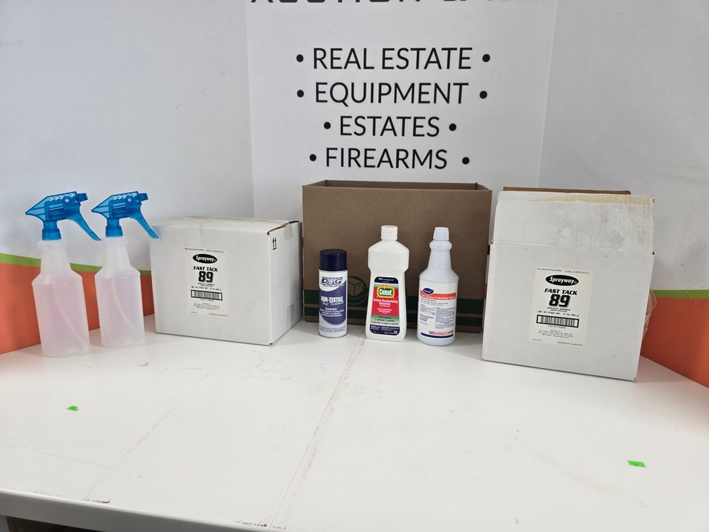 Fast Tack 89 - Comet - Toilet Cleaner - Spray Bottles - Gloves