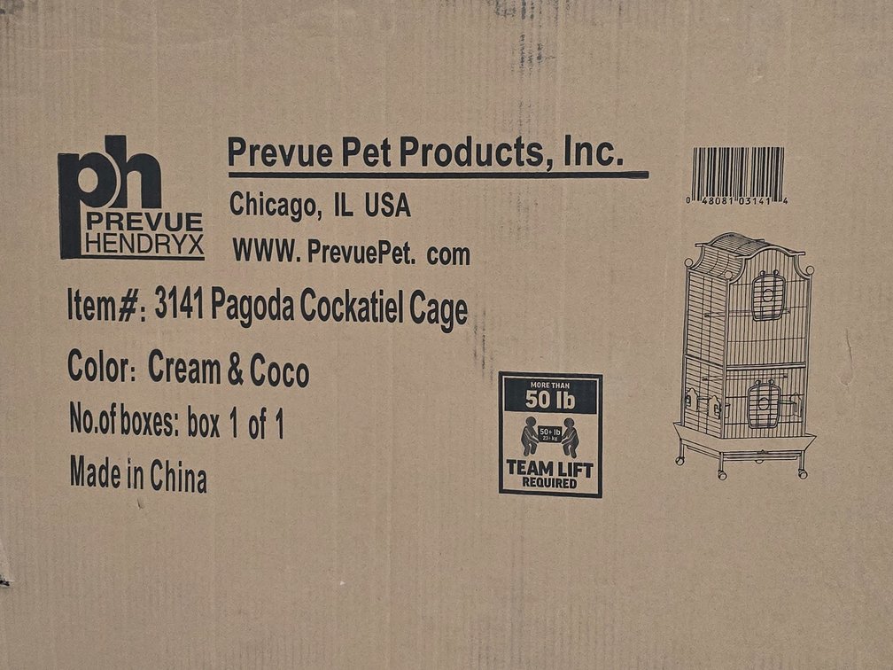Prevue Pet Products Pagoda Cockatiel Cage - Appears Unused