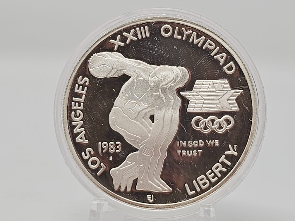 1983-S Los Angeles Olymiad Liberty Silver Commemative Coin w/ Capsule 
