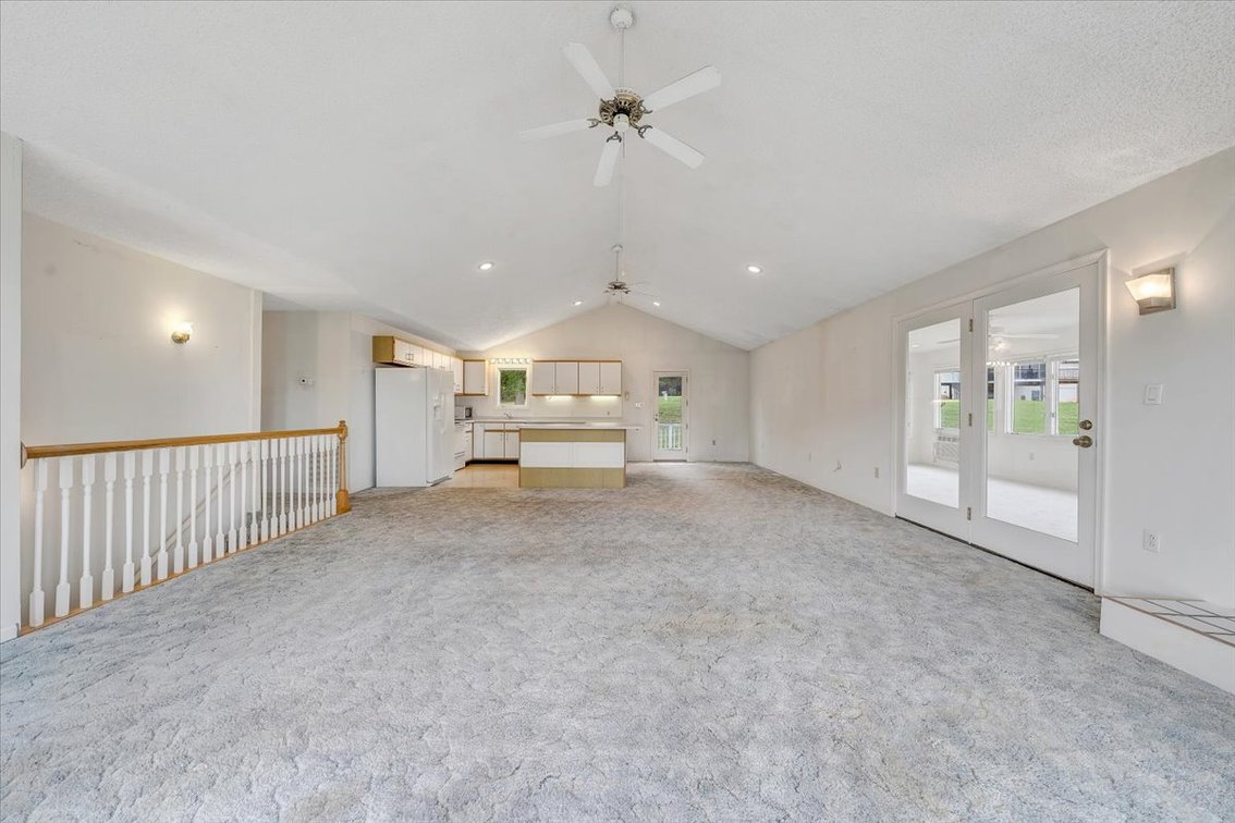 Image for 205 Park Shores Circle Real Estate Auction