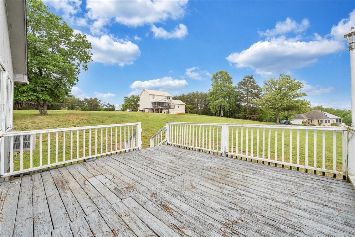 Image for 205 Park Shores Circle Real Estate Auction
