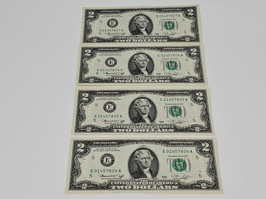 Sequential Serial Number 1976 $2 Dollar Notes X4