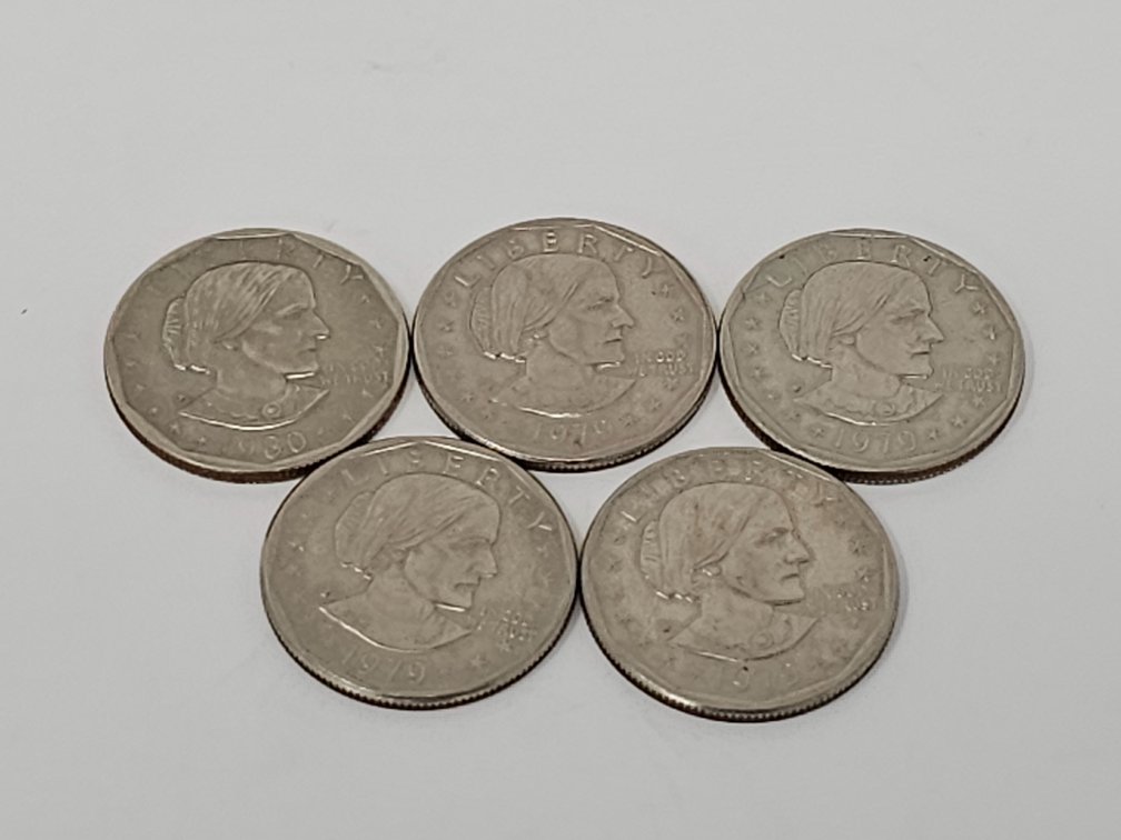 (5) 1979/1980 Susan B Anthony Dollars
