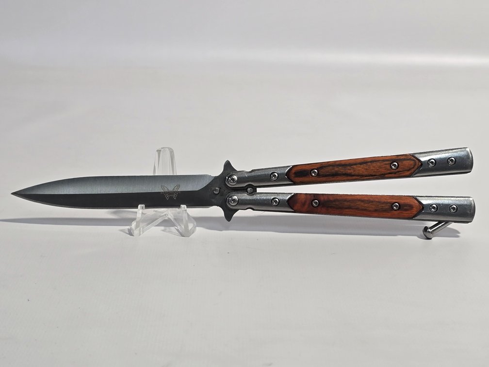 Benchmade Butterfly Knife 