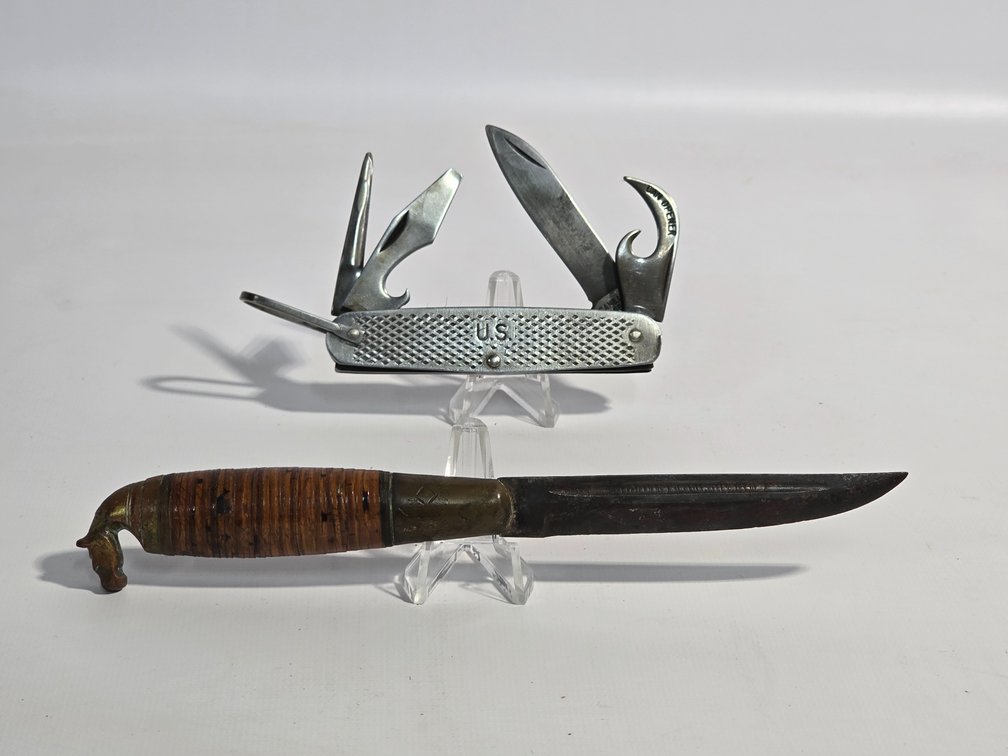 US Multi Tool Knife - Unknown Brand Fixed Blade