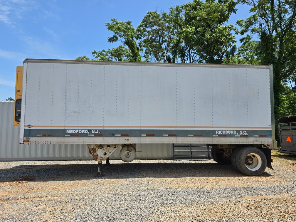 1994 28' Semi Trailer - 108" Wide - Clear Title
