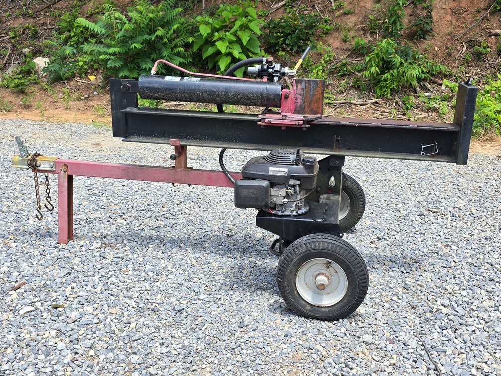 MTD 20 Ton Log splitter - 5HP Motor - 3500 PSI Cylinder Replaced in 2020 - Local Estate Piece - Ran when Tested 
