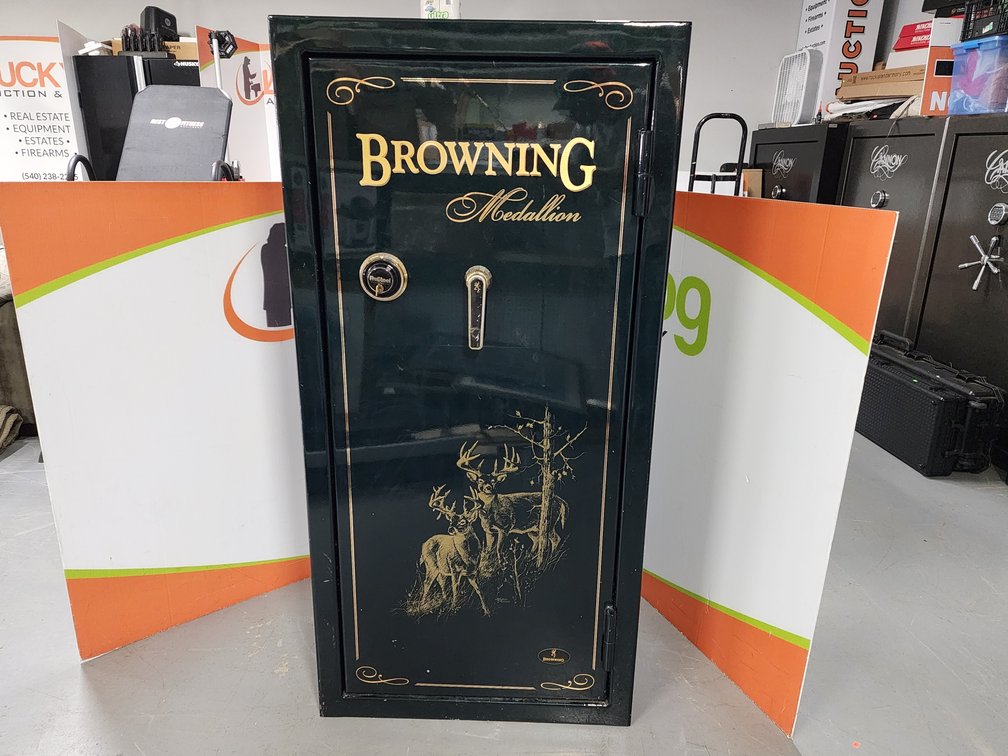 Browning Medallion 24 Gun Gunsafe 