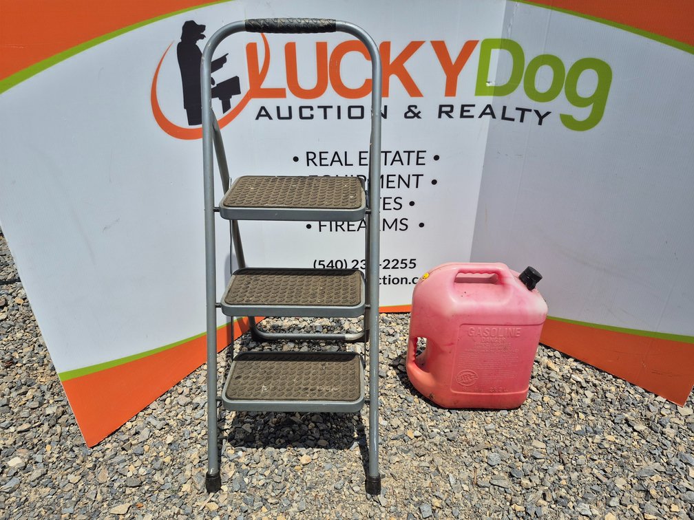 3ft. Folding Step Ladder and 6 Gallon Gas Can