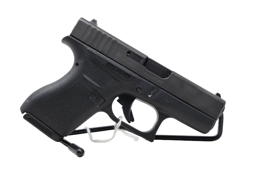 Glock 42 .380 ACP - (1) Magazine - Fobus IWB Holster - Sticky Holster - Hard Case - Serial ADBB071