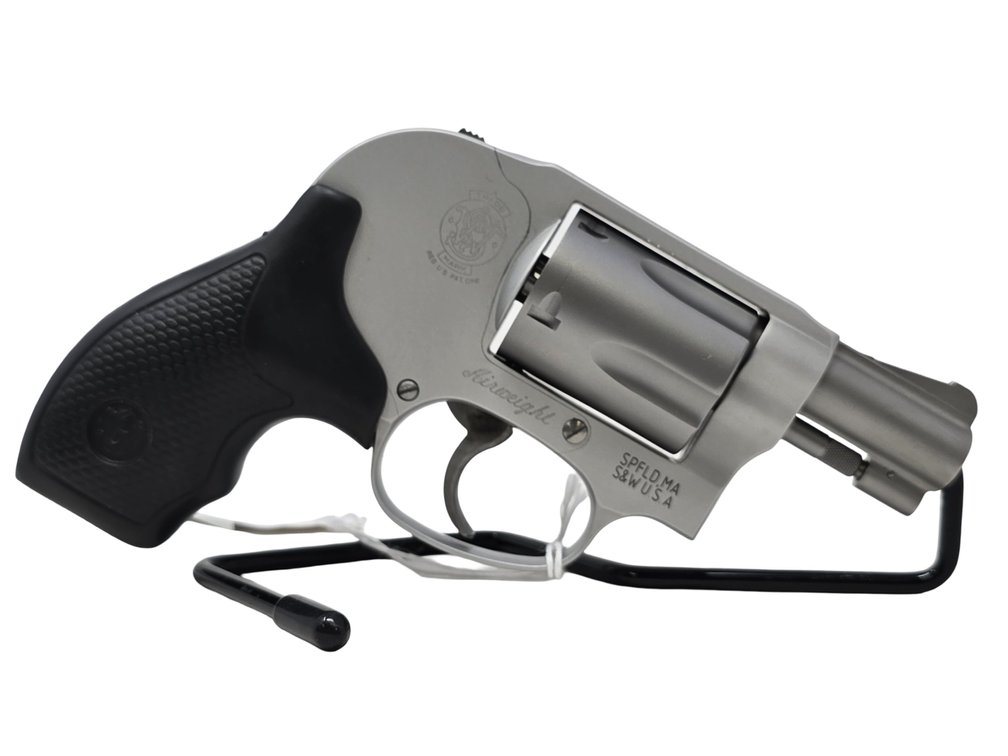 Smith & Wesson 638-3 .38 Spl + P - 1.875" Barrel - Factory Box - Serial DPX4929