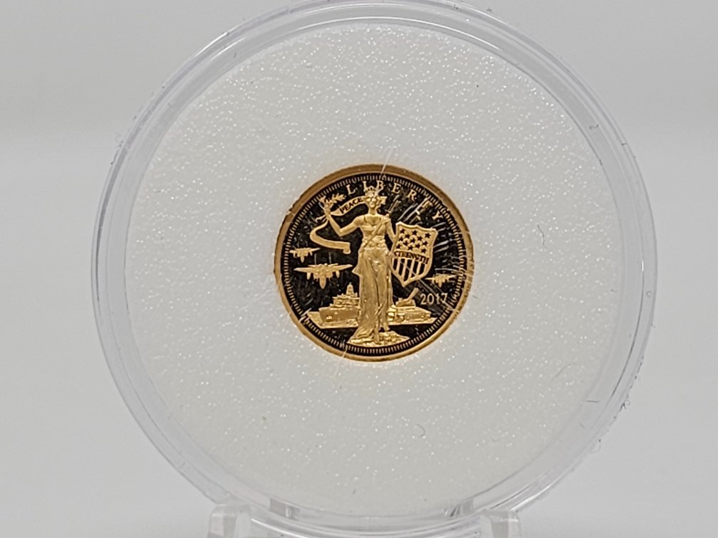 2017 Cooks Island 1/10 .24 Gold Commemorative Coin w/ Capsule 