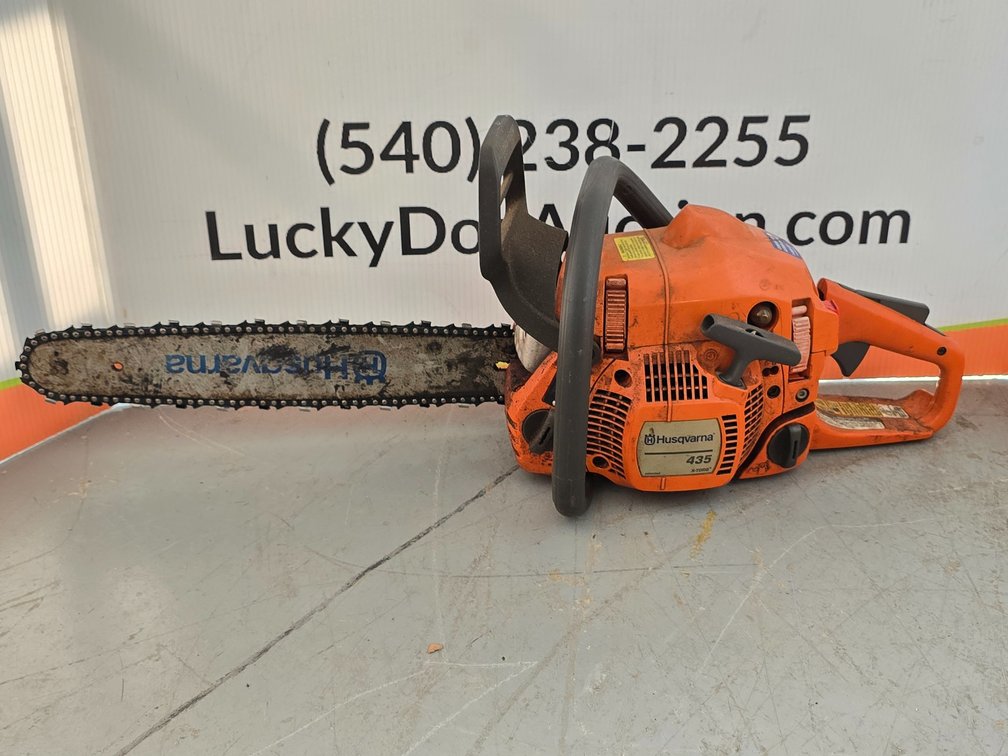 Husqvarna 435 Chainsaw - Seller states recent tune up, Runs well