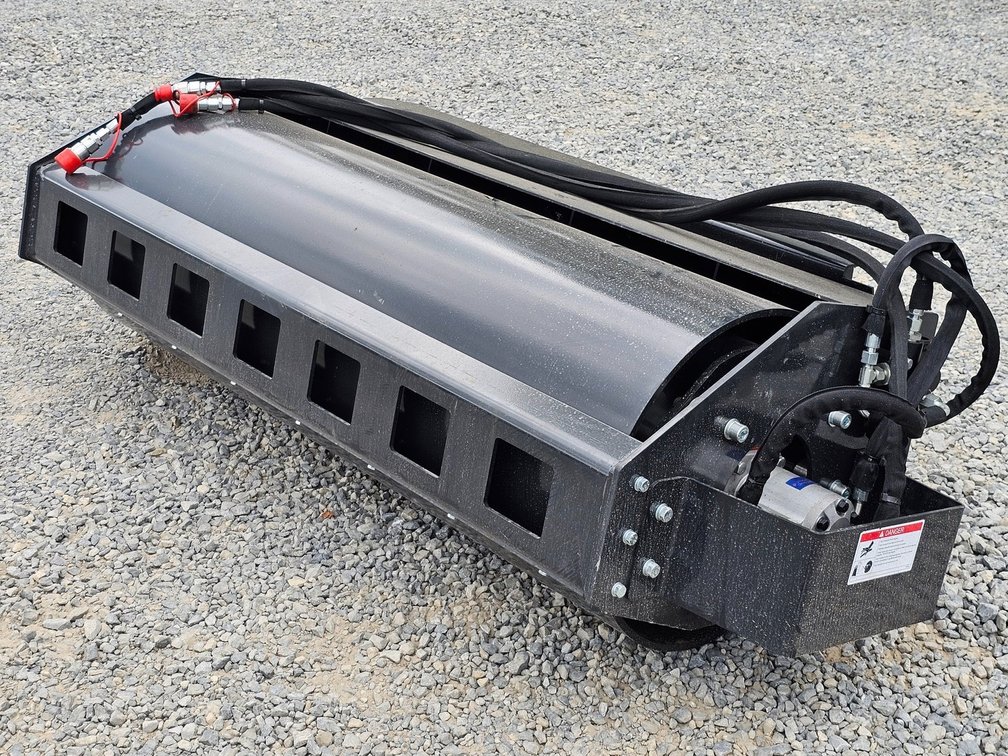 Unused Wolverine Vibratory Roller - Skid Steer Quick Attach - VR-11-66W