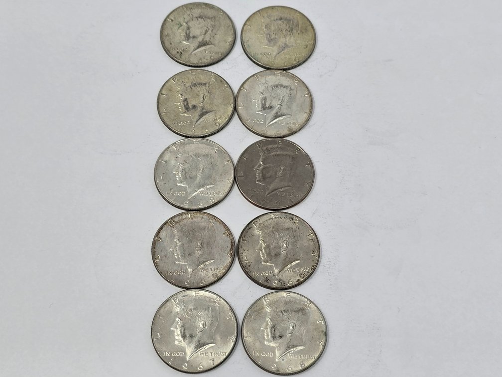 (10) 1965-1969 Mixed Date 40% Kennedy Silver Half Dollars 