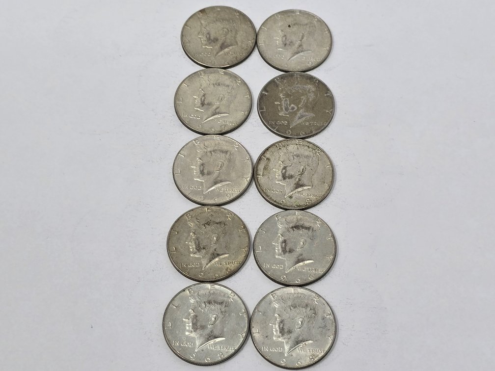 (10) 1965-1969 Mixed Date 40% Kennedy Silver Half Dollars 