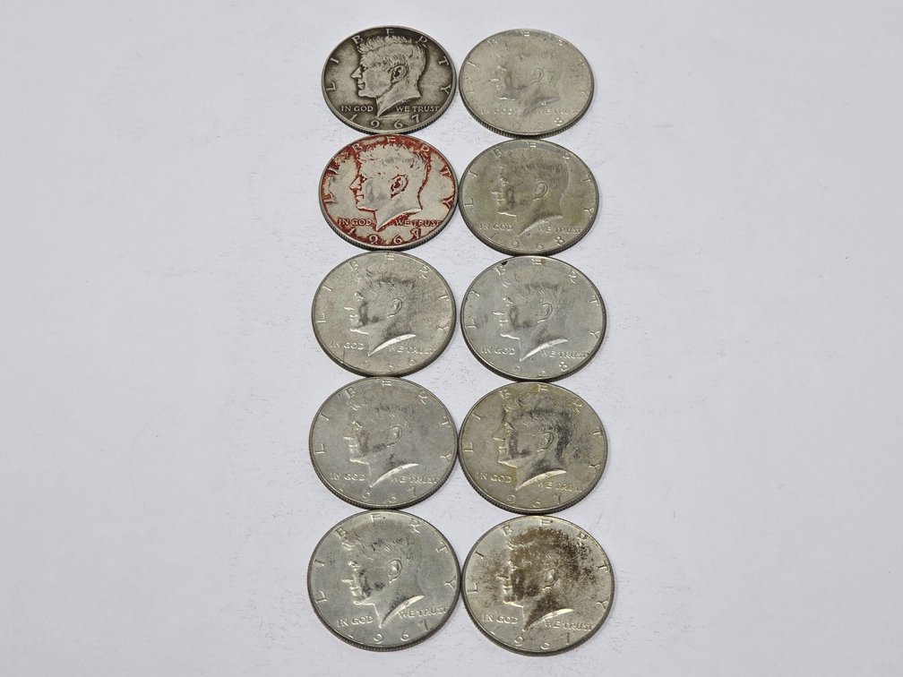 (10) 1965-1969 Mixed Date 40% Kennedy Silver Half Dollars 