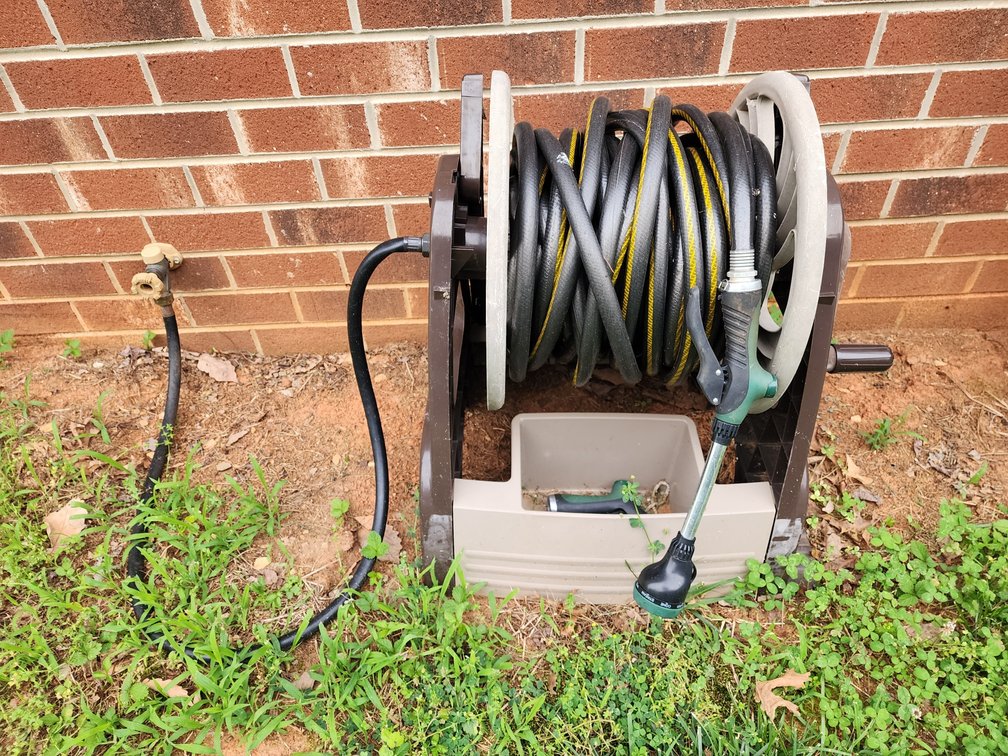 Plastic Water Hose Reel w/ Hose and Nozzles 