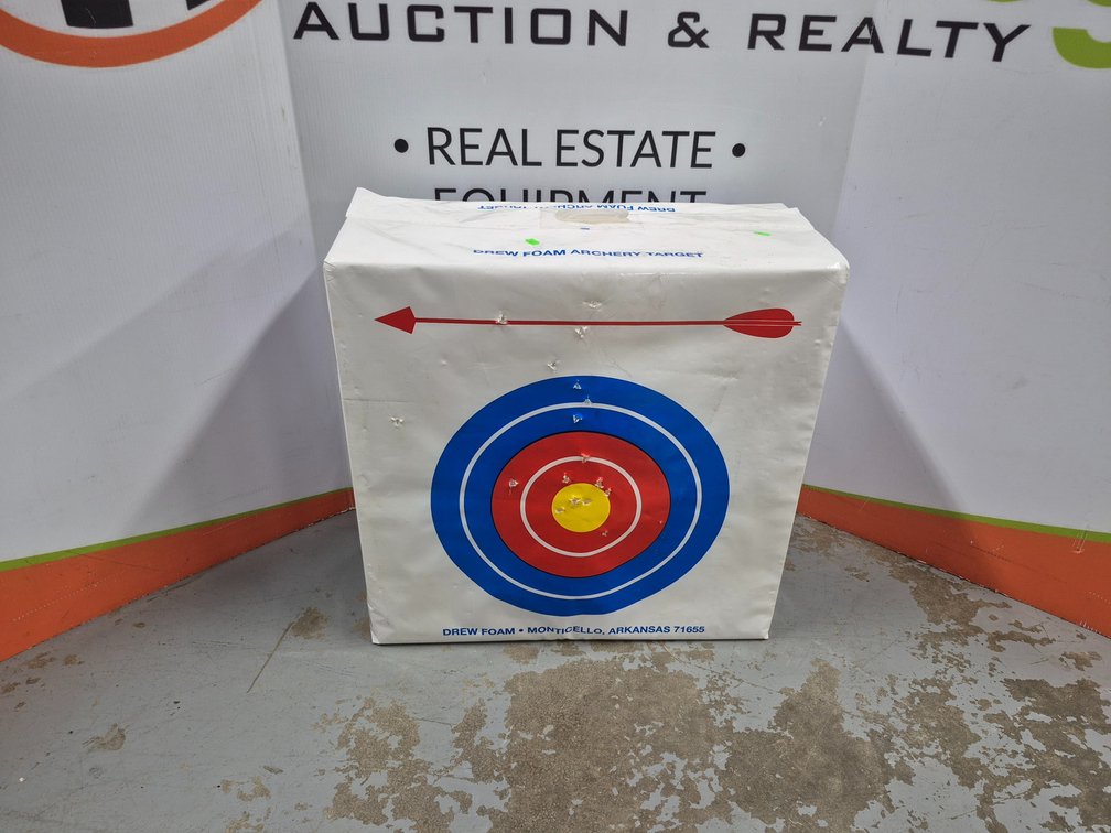 Drew Foam Archery Target Measures - 24" × 24" × 12.5"