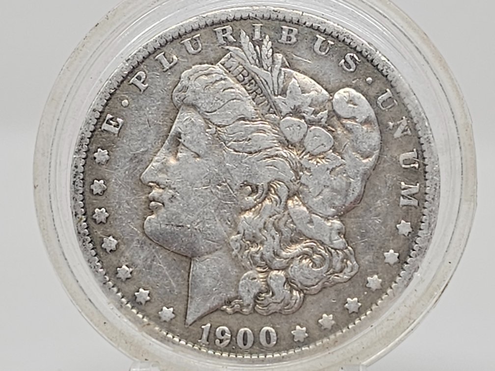 1900-O Morgan Silver Dollar w/ Capsule