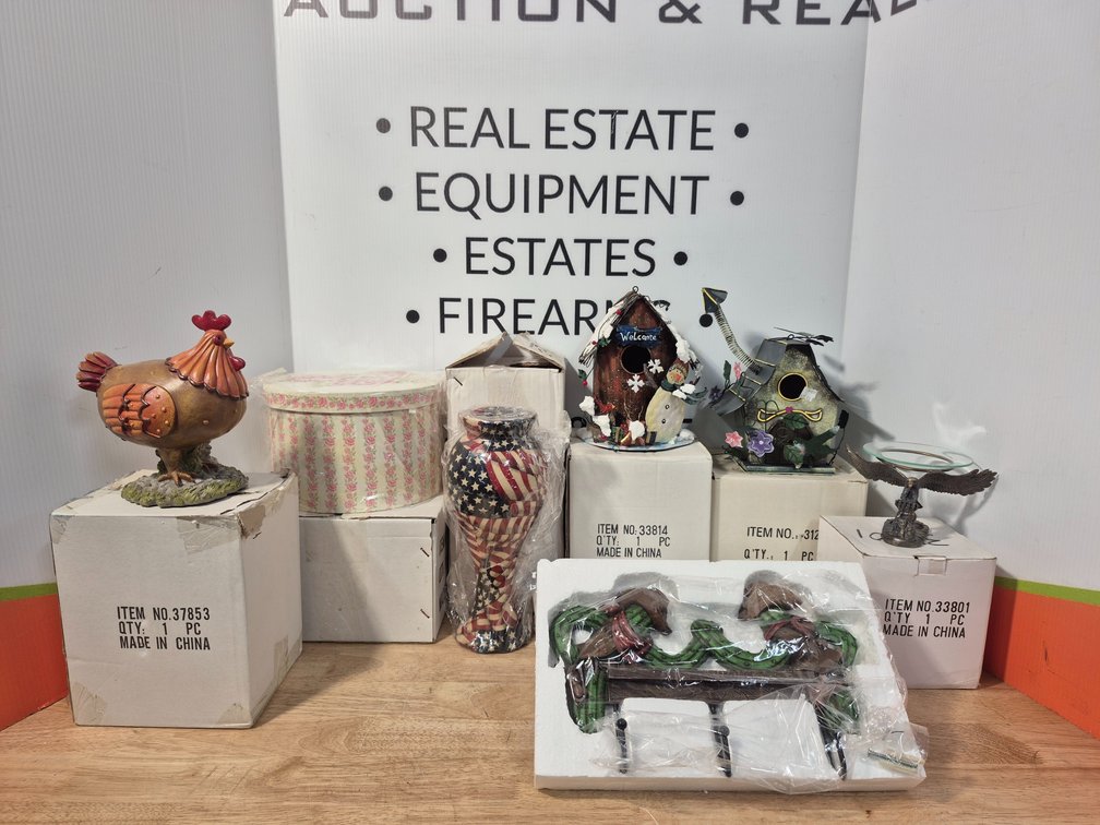Home Decor and More Cactus Coat Hanger - Bird Houses and More 
