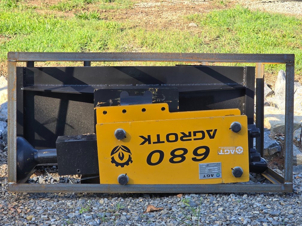 Unused AGT Hydraulic Skid Steer Post Driver - Skid Steer Quick Attach - SSHH680
