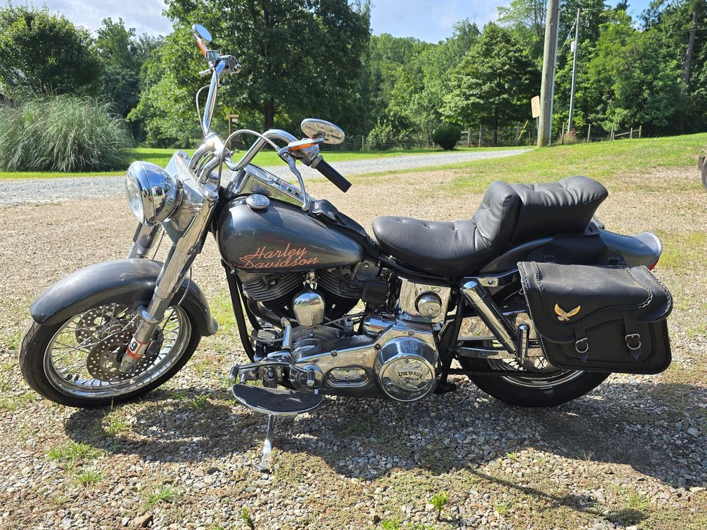 1976 Harley Davidson Motorcycle - 3,997 Miles - Started but has Oil Leak - VIN # 9D52116H6