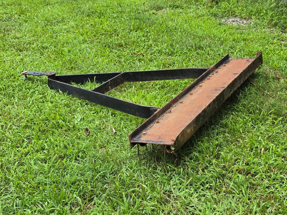 Tow Behind Spike Aerator w/ (2) Cinderblocks
