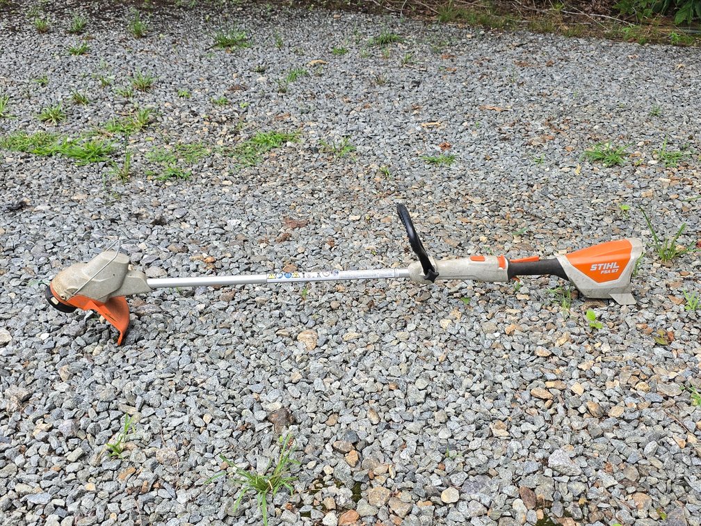 Stihl FSA57 Electric Weedeater - Worked when Tested