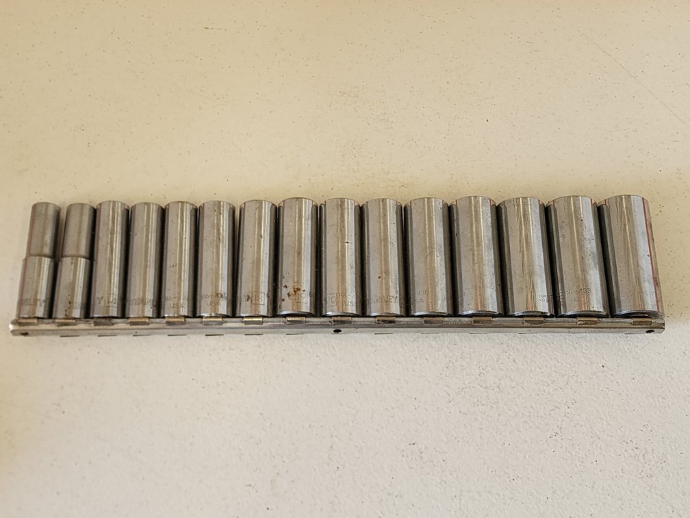 15 Piece 1/2" Drive Stanley Metric Socket Set w/ Rail