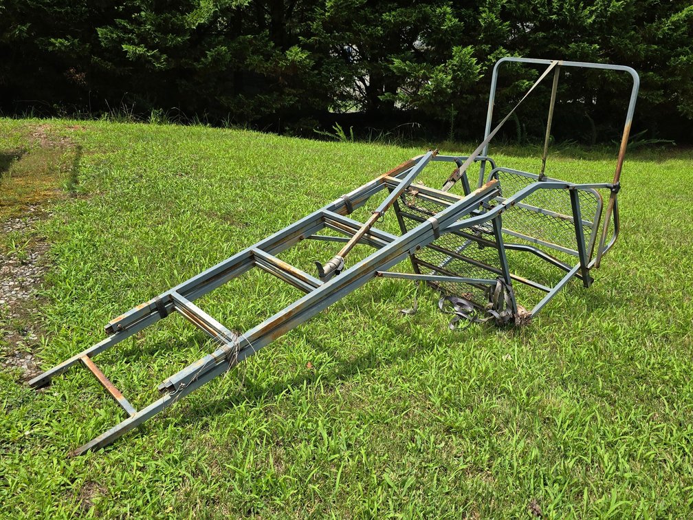 Single Person Ladder Stand 
