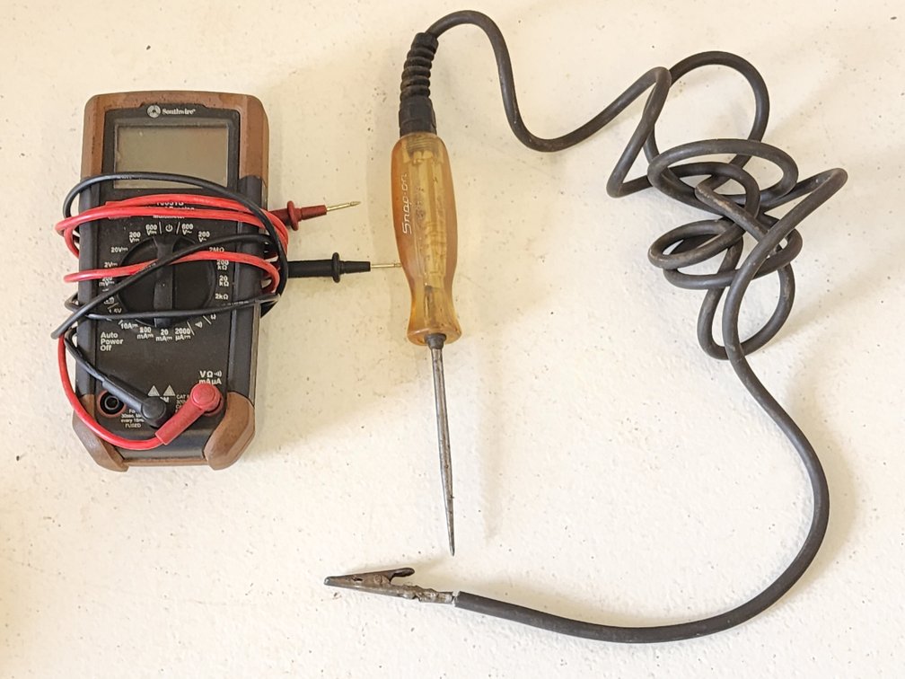 Southwire Multimeter - Snap On Test Light 