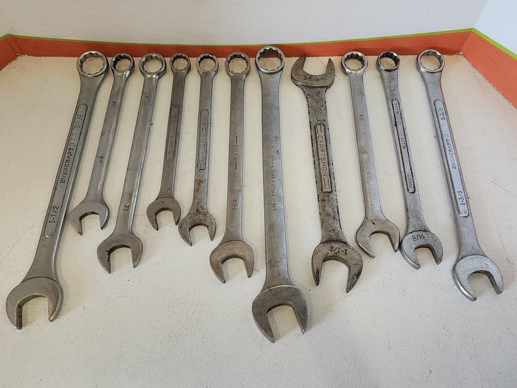 Assorted Large Size Combination Wrenches 