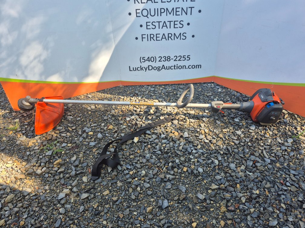 Husqvarna 129L Straight Shaft Weedeater 
