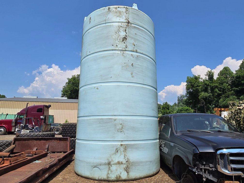6,000 +/- Gallon Liquid Storage Tank