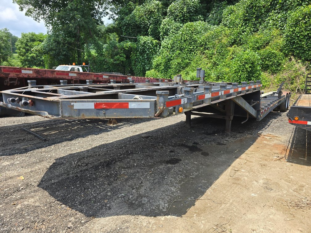 Tandem Dual Boat Hauling Trailer - No Title 