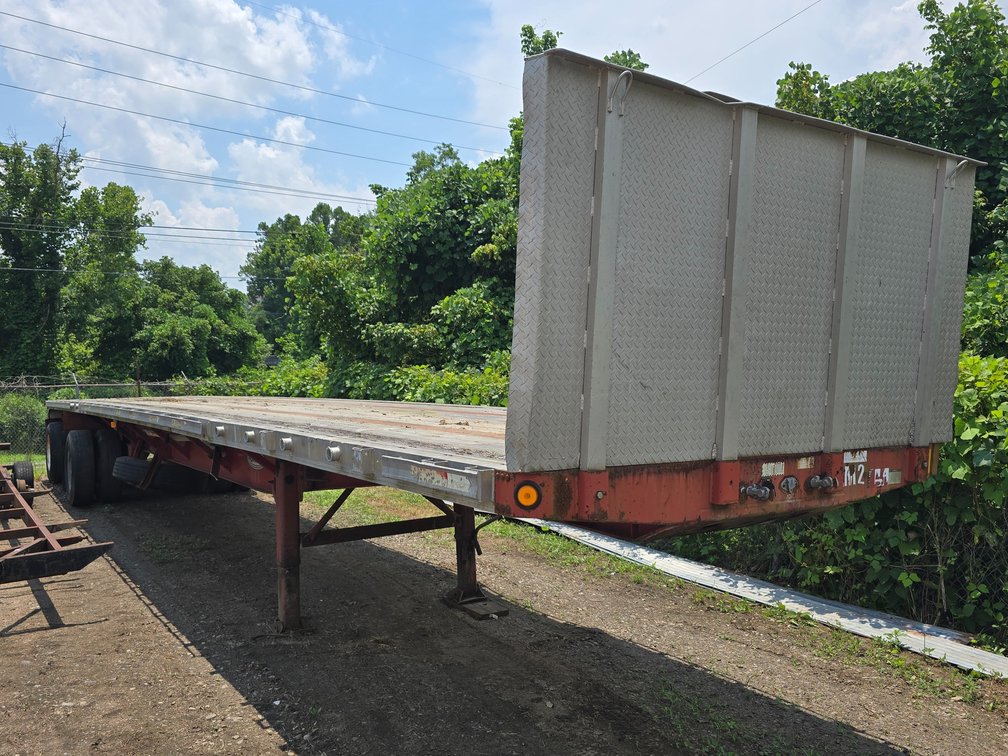 2000 Fontaine 48' Spread Axle Air Ride Flat Deck Trailer - Good Tires - Alum/Steel Combo 