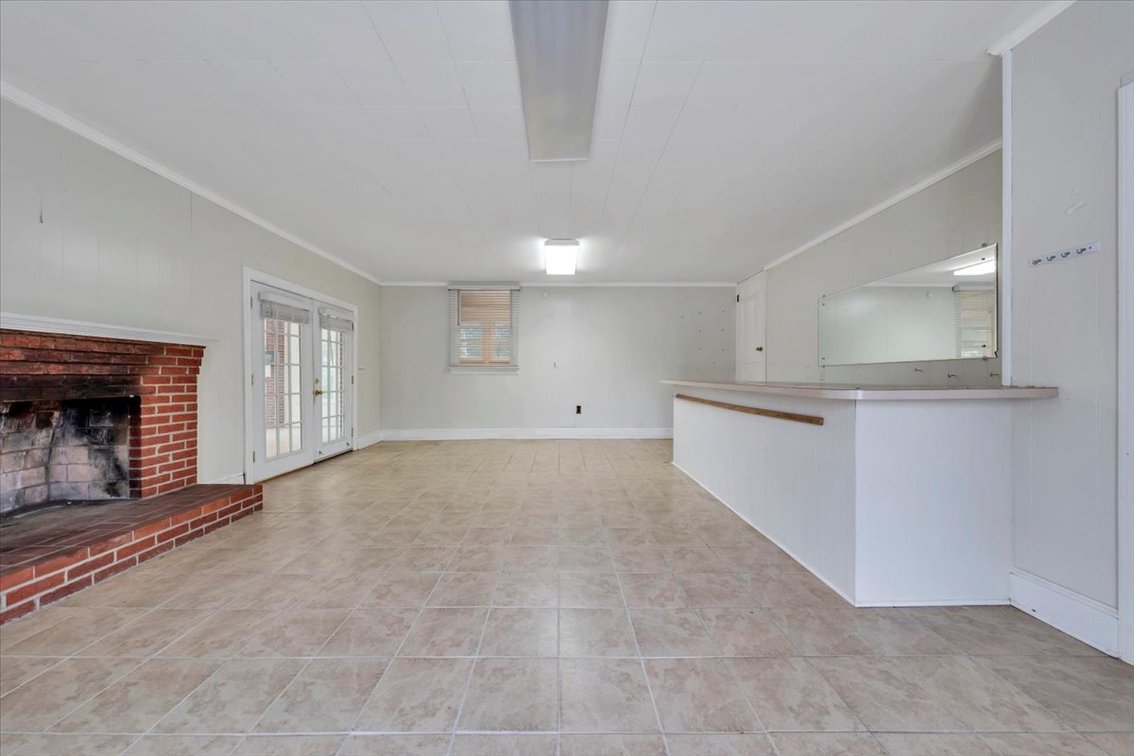 Image for 19503 Virgil H Goode Hwy Online Real Estate Auction